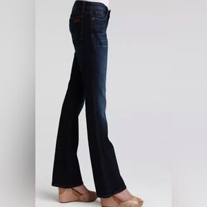 Joe’s Jeans The Visionnaire Skinny Bootcut Size 27